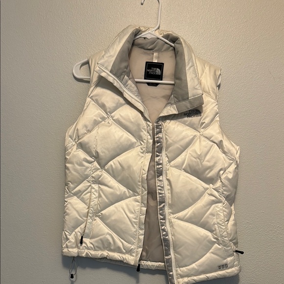 The North Face Jackets & Coats The North Face Womens White Puffer — free download